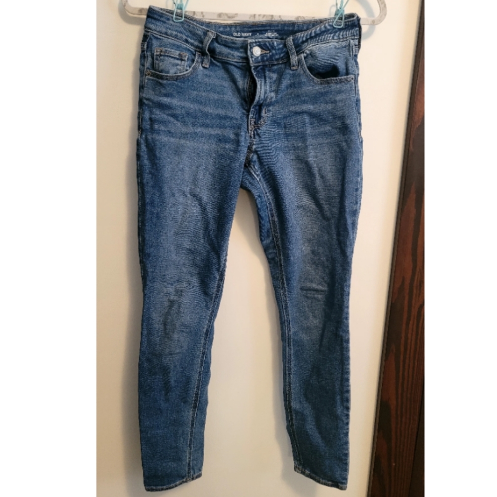 Old Navy Mid Rise Rock Star Super Skinny